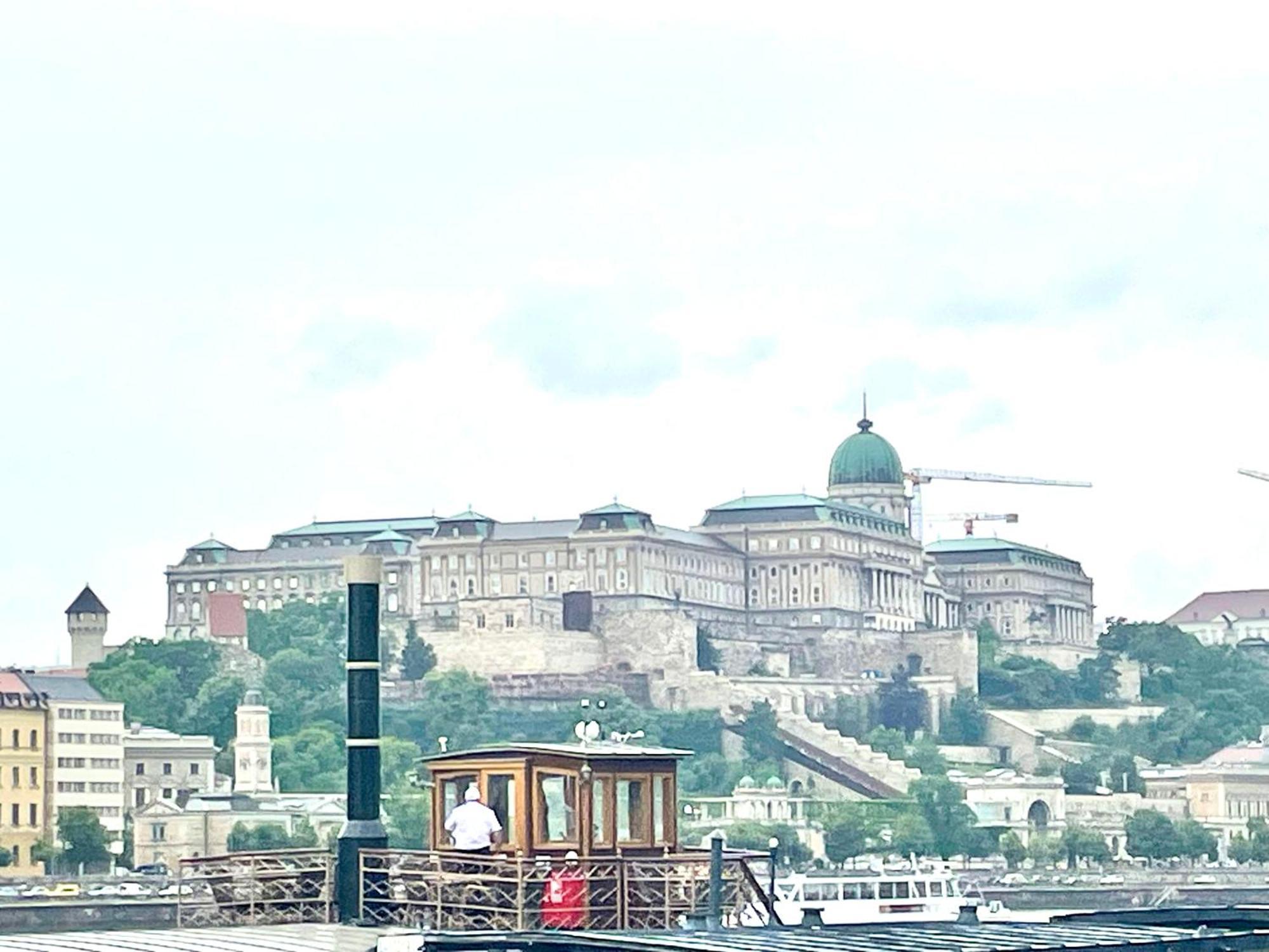 Junior Orange Apartment Next To Danube بودابست المظهر الخارجي الصورة