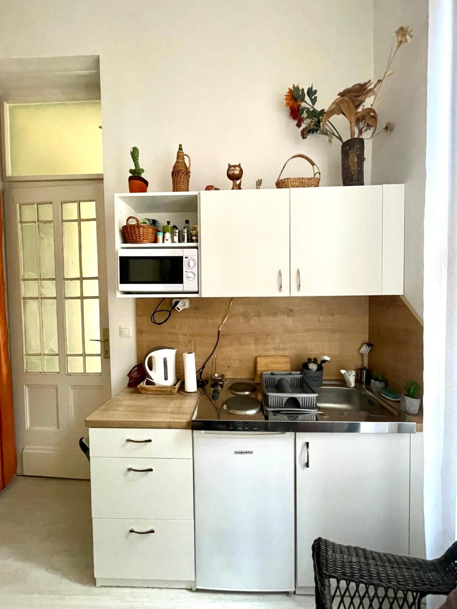 Junior Orange Apartment Next To Danube بودابست المظهر الخارجي الصورة